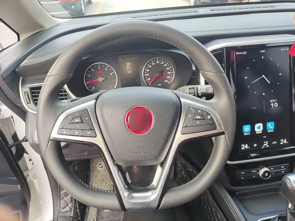 BYD MAX — миниатюра 11