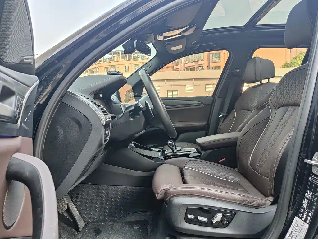 BMW X3 — миниатюра 8