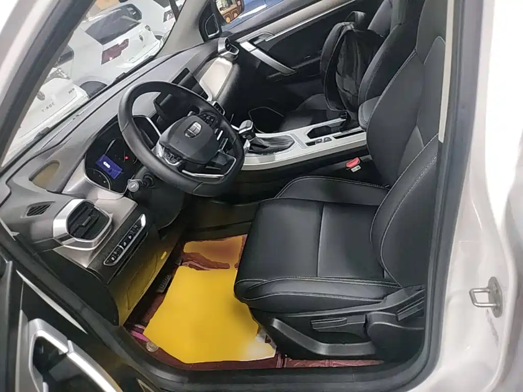 Geely Binyue — миниатюра 20