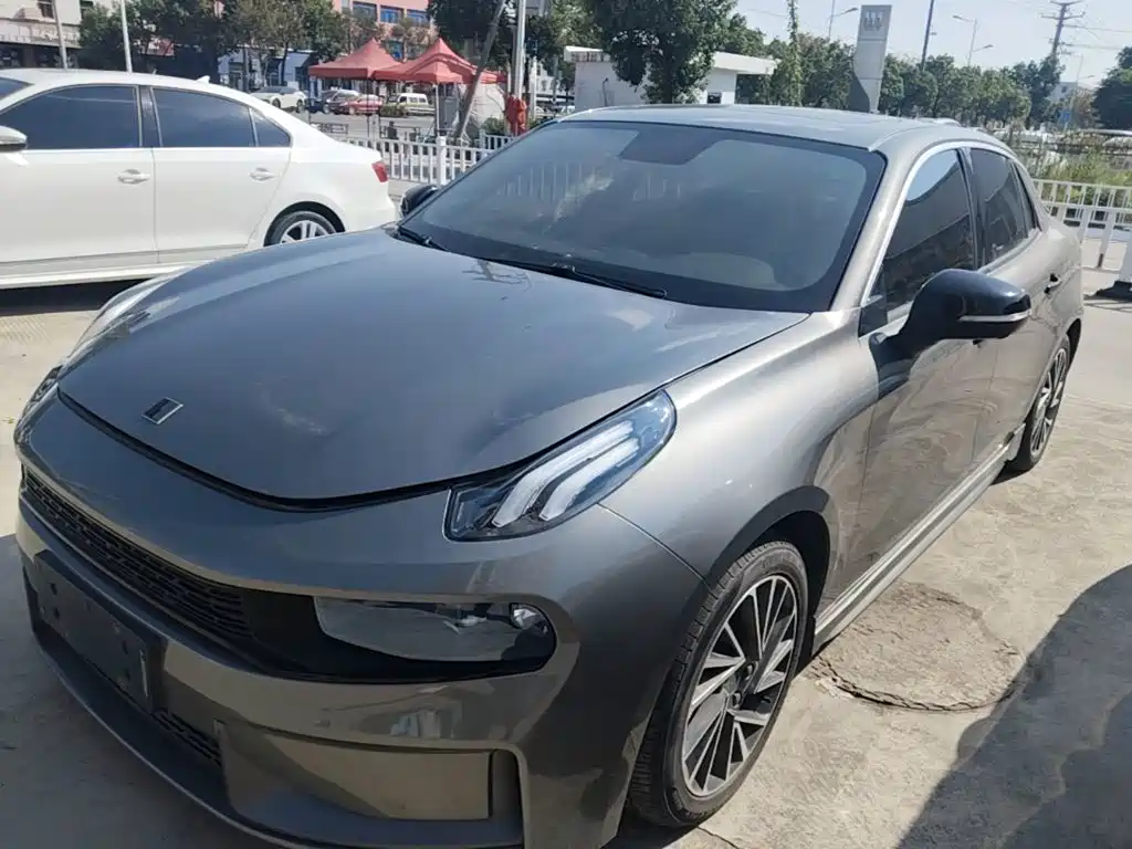 Lynk & Co 03 — миниатюра 2