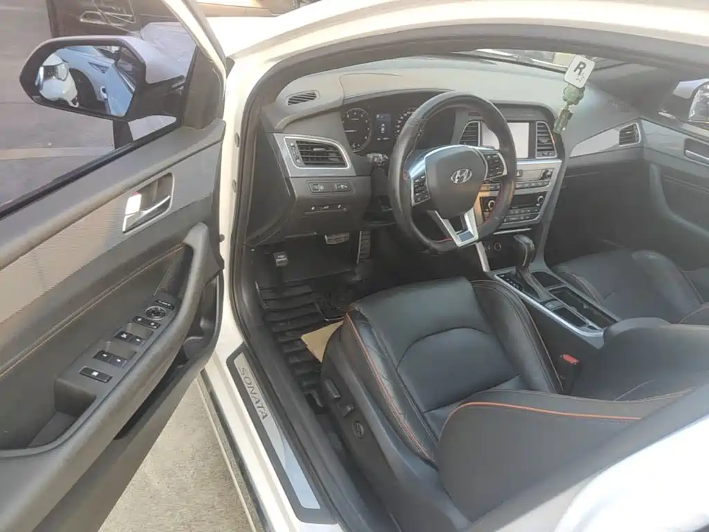 Hyundai Sonata — миниатюра 16