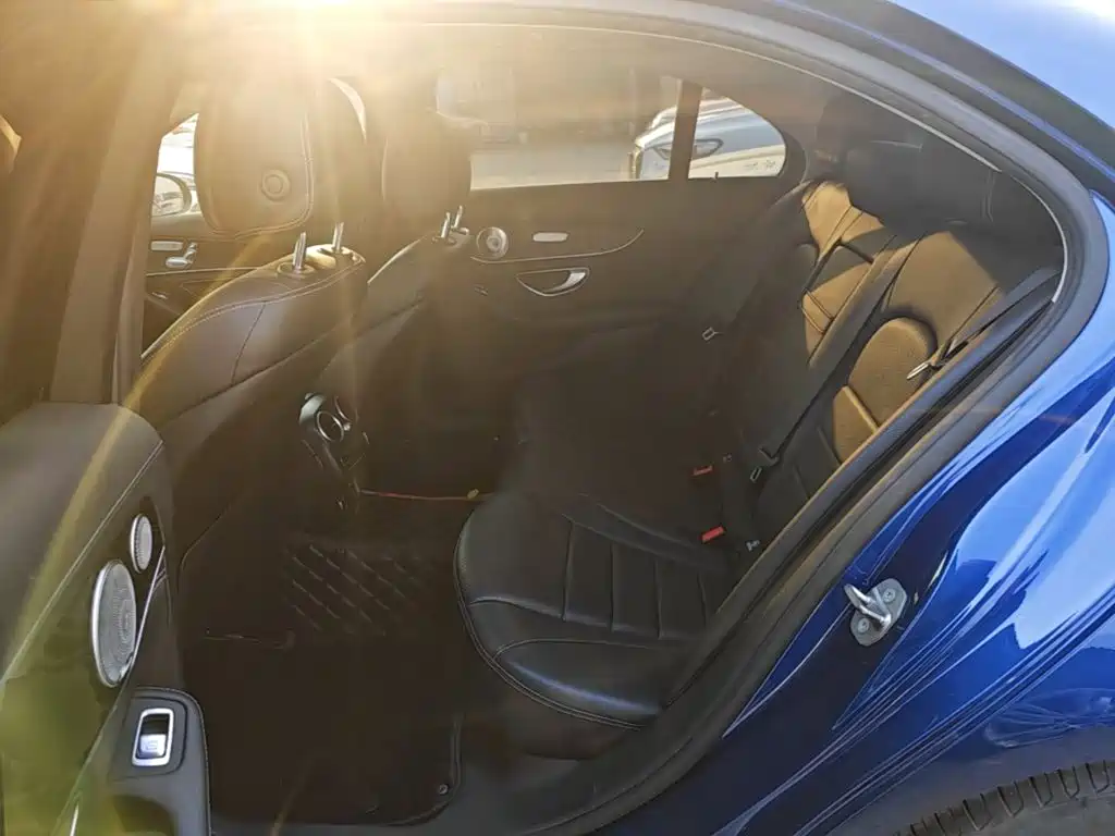 Mercedes-Benz C-Class — миниатюра 17