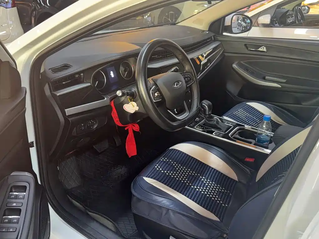 Chery Arrizo 5 — миниатюра 8