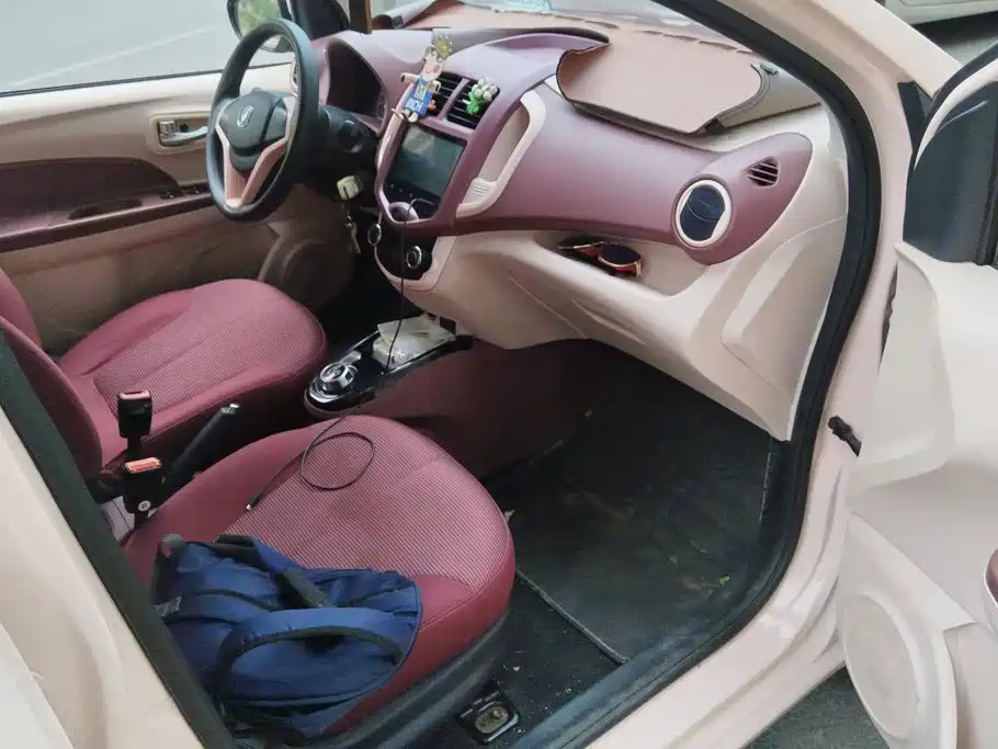 Changan Benben E-Star — миниатюра 7