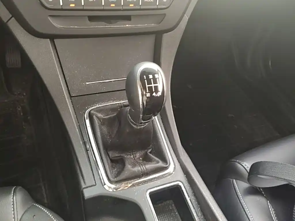 Geely Emgrand — миниатюра 19