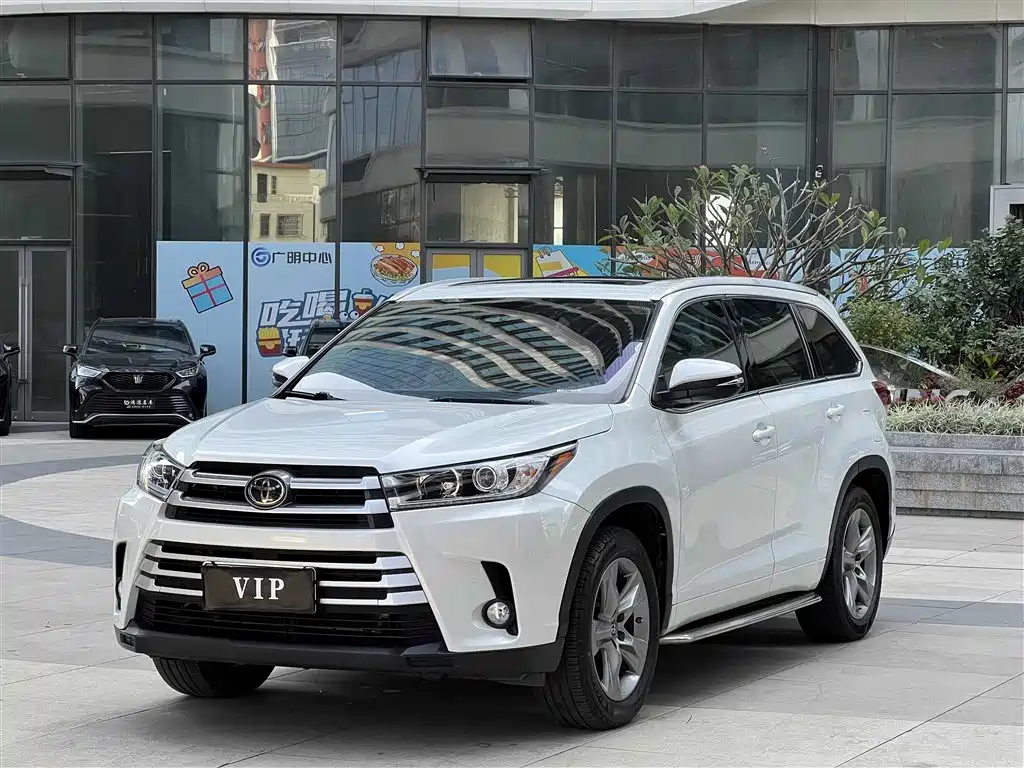 Toyota Highlander 2021