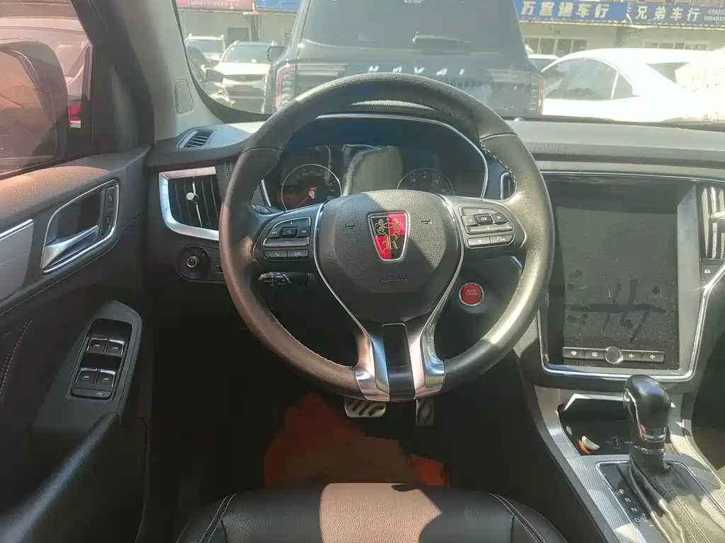 Roewe RX5 — миниатюра 9
