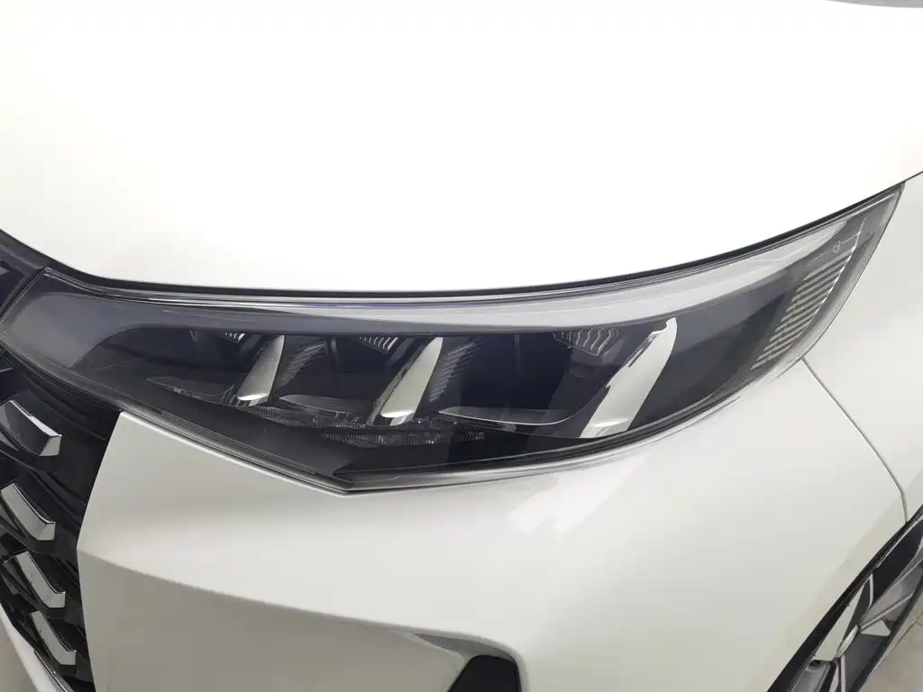 GAC Motor Trumpchi M6 — миниатюра 7