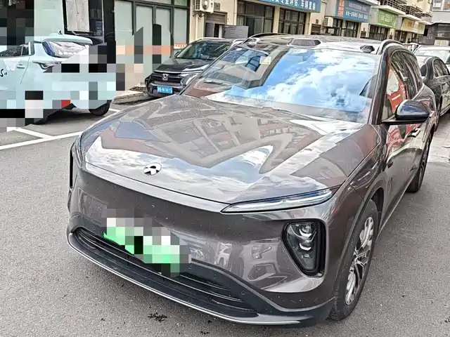 NIO ES6