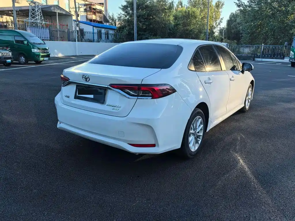 Toyota Corolla — миниатюра 6