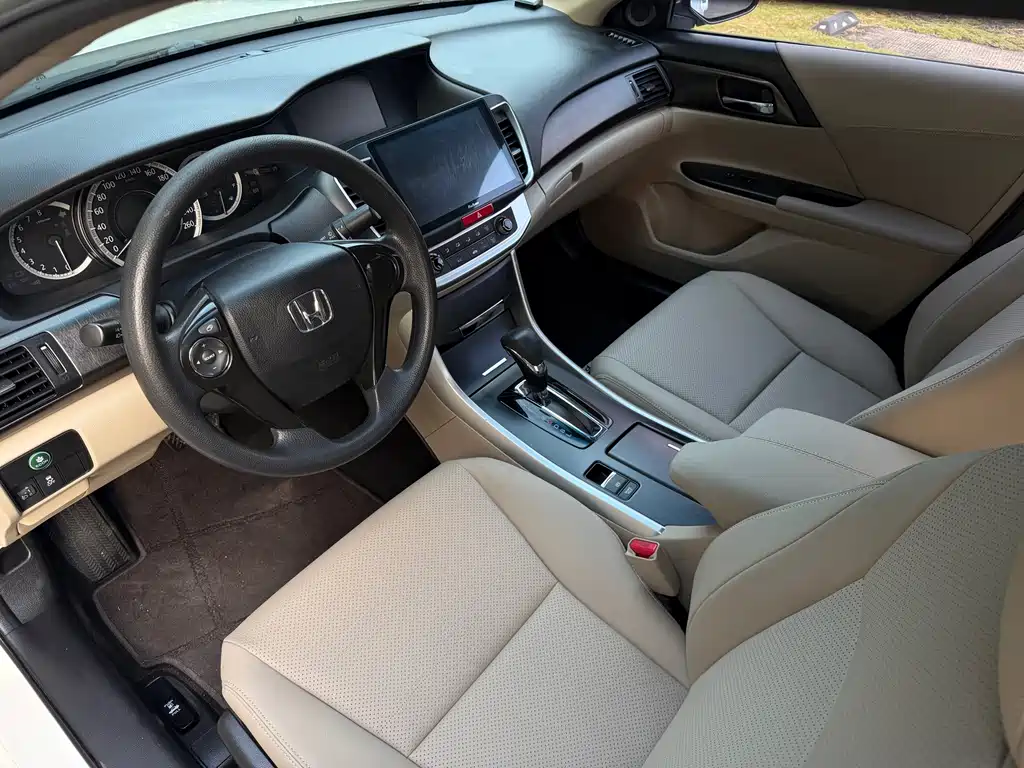 Honda Accord — миниатюра 4