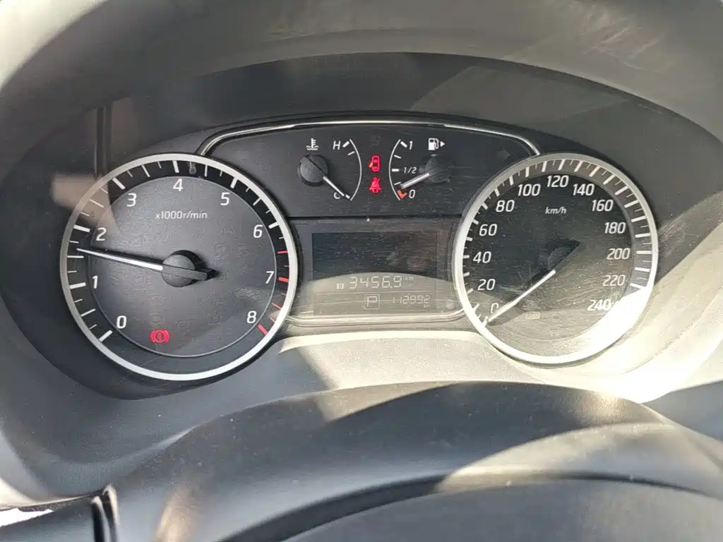 Nissan Sylphy — миниатюра 12
