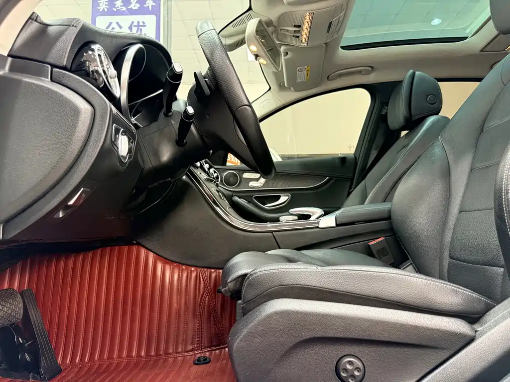 Mercedes-Benz C-Class — миниатюра 5