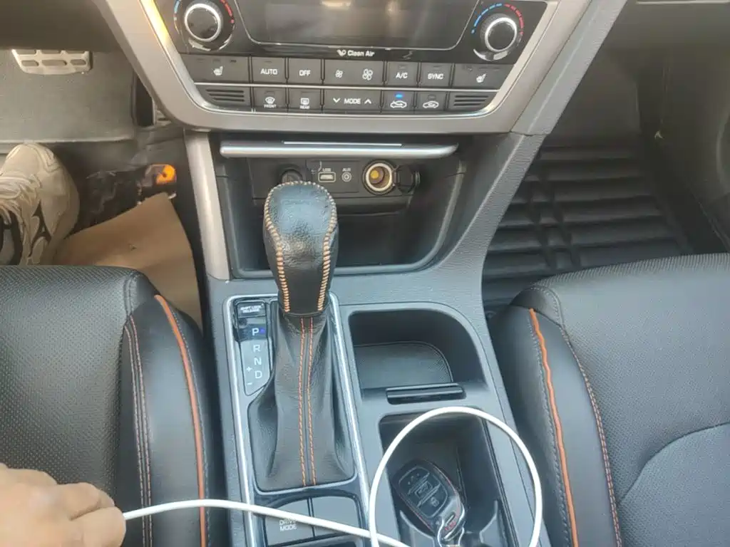 Hyundai Sonata — миниатюра 14