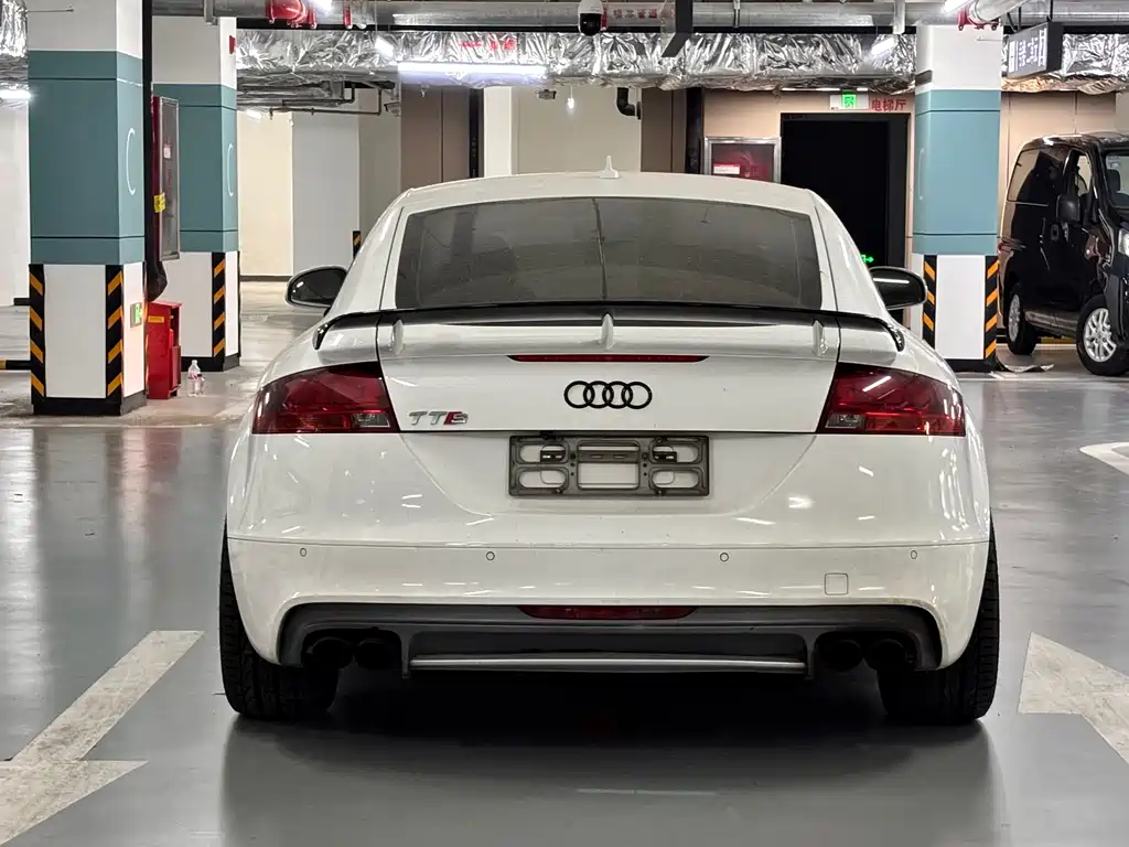 Audi TTS 2011 TTS Coupe 2.0TFSI quattro