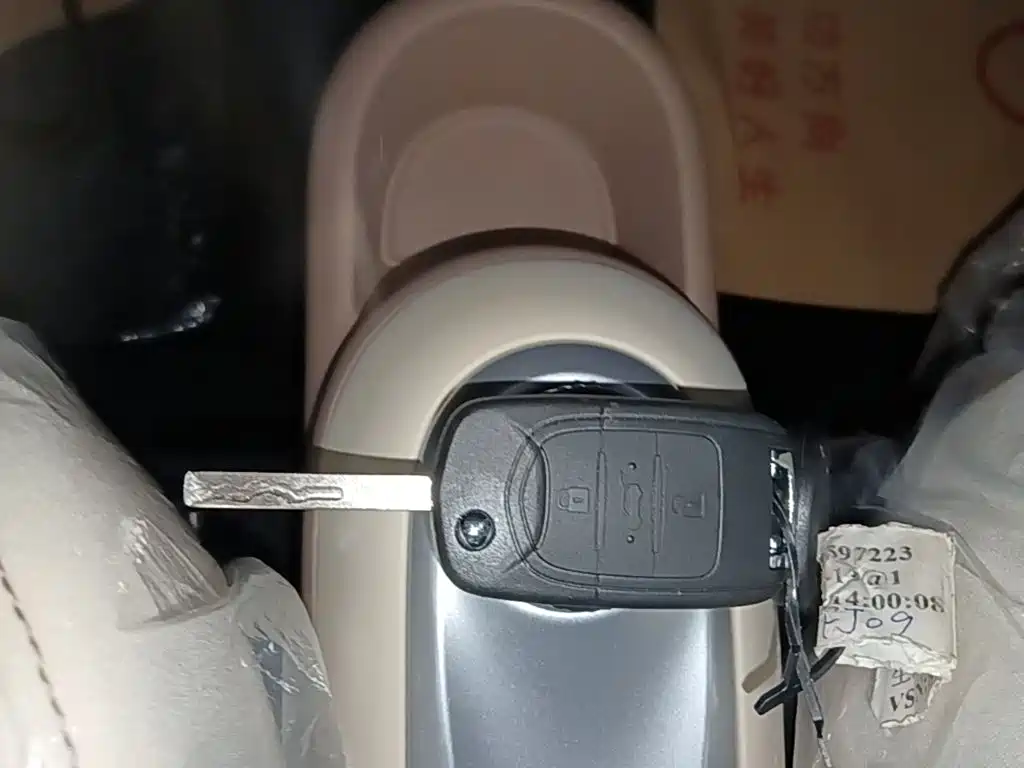 Wuling MINIEV — миниатюра 9