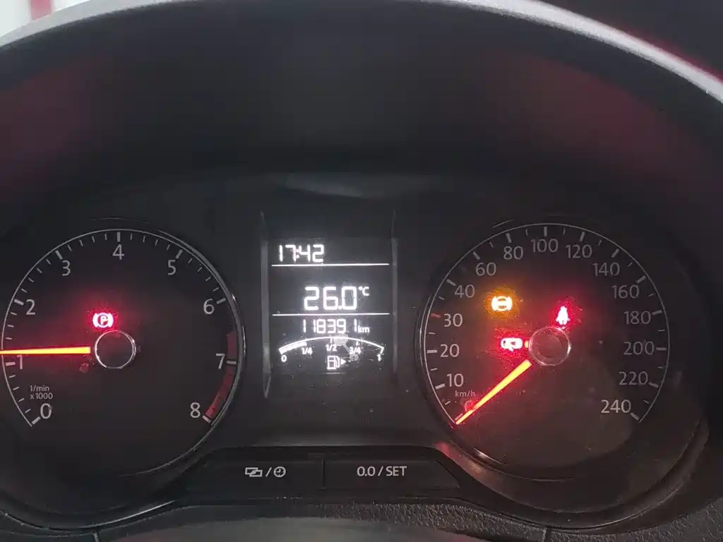 Volkswagen Polo — миниатюра 12