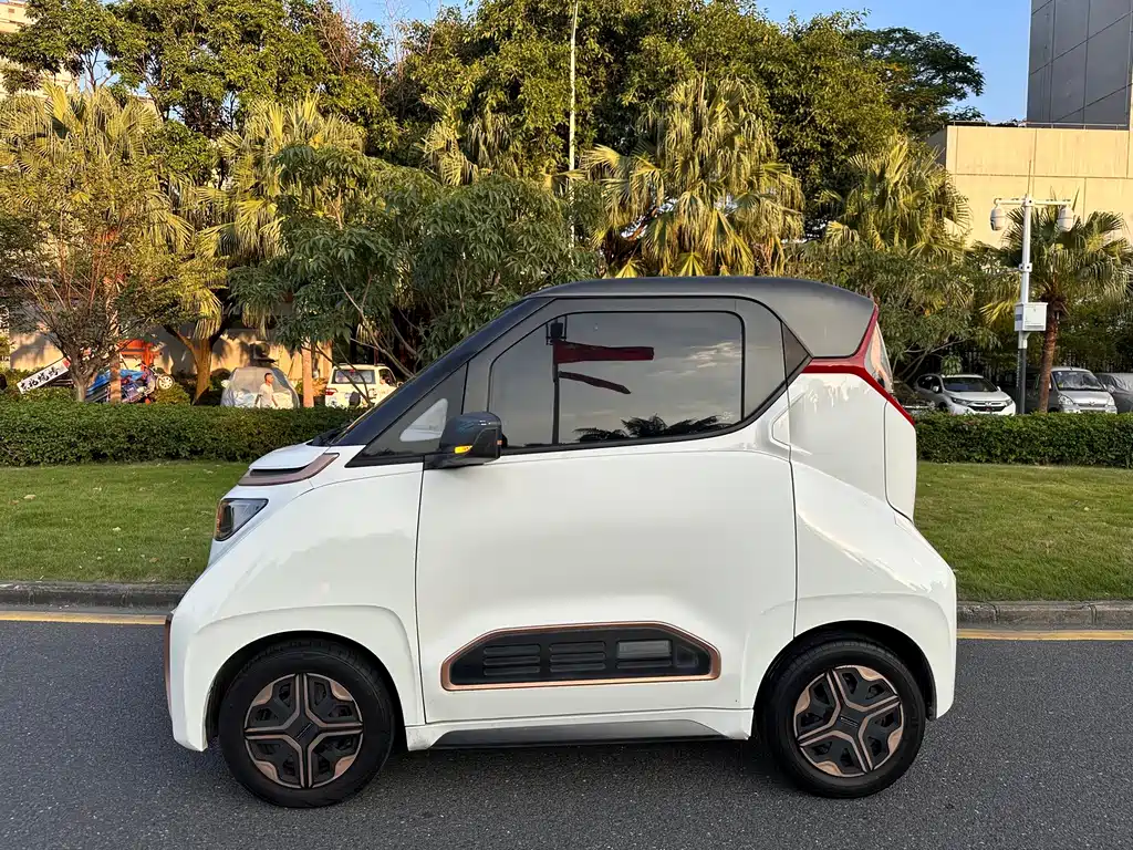 Baojun E200 — миниатюра 4