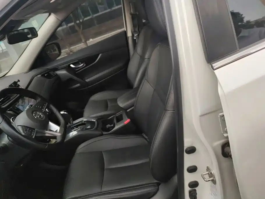 Nissan X-Trail — миниатюра 9