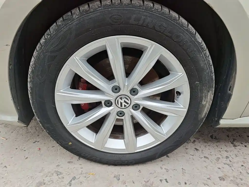 Volkswagen Passat — миниатюра 23