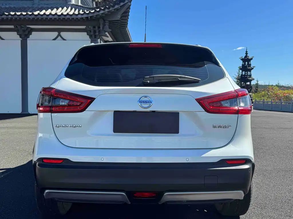 Nissan Qashqai — миниатюра 5