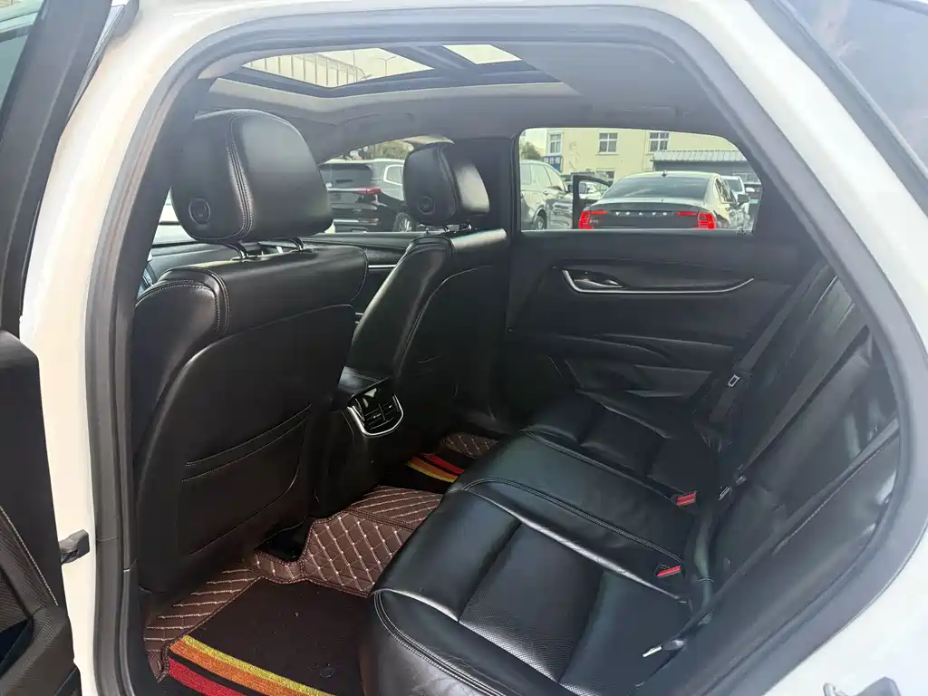 Cadillac XTS — миниатюра 3