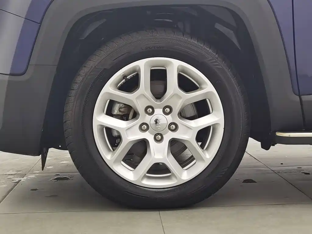 Jeep Renegade — миниатюра 17