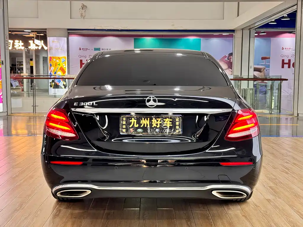 Mercedes-Benz E-Class — миниатюра 6