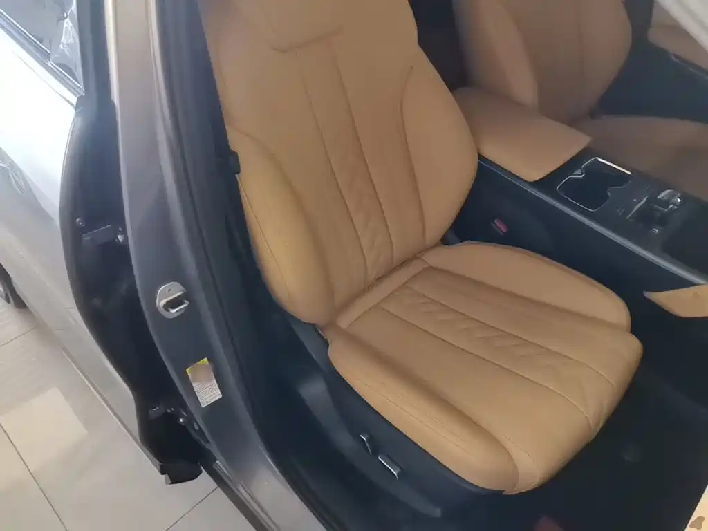 BYD L DM-i — миниатюра 25