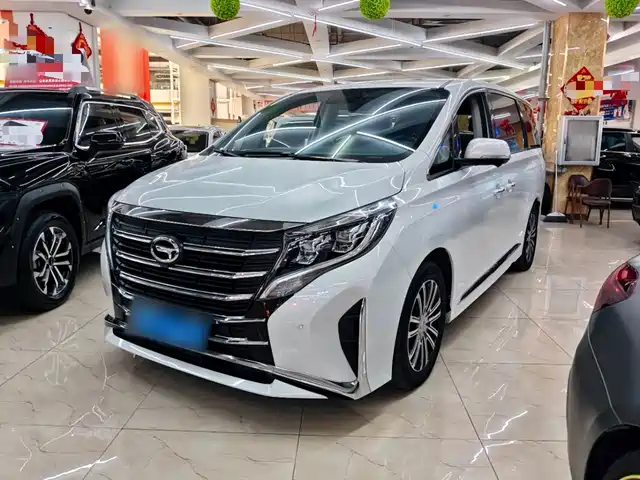 GAC Trumpchi M8