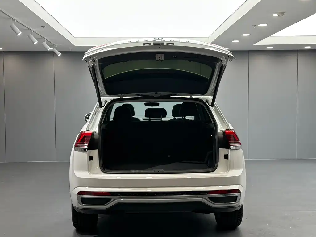 Volkswagen Teramont — миниатюра 25