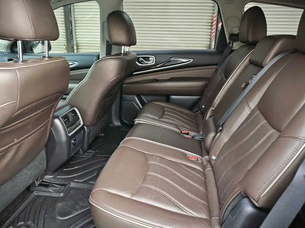 Infiniti QX60 (Import) — миниатюра 4