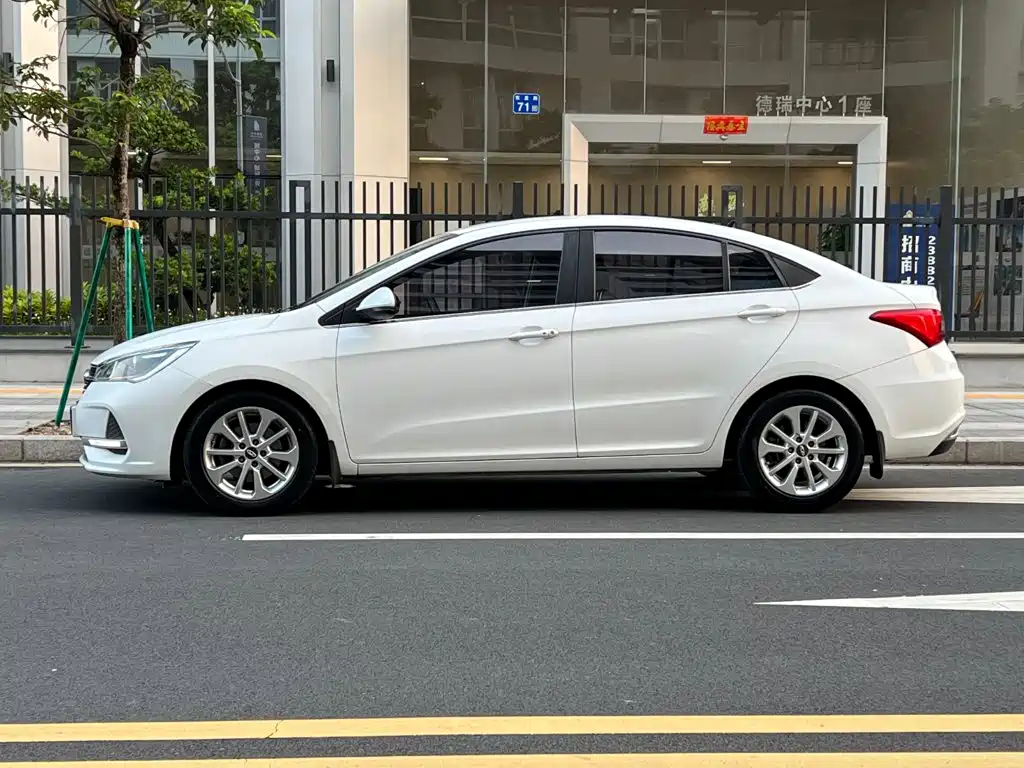Chery Arrizo 5 — миниатюра 26