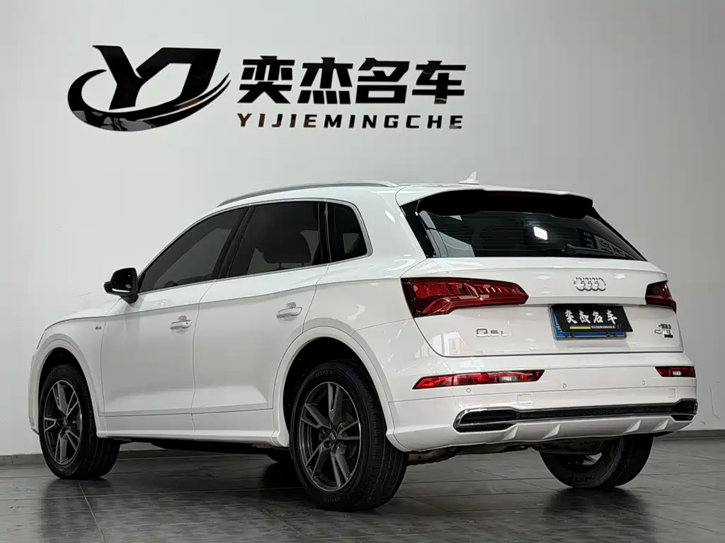 Audi Q5L — миниатюра 10