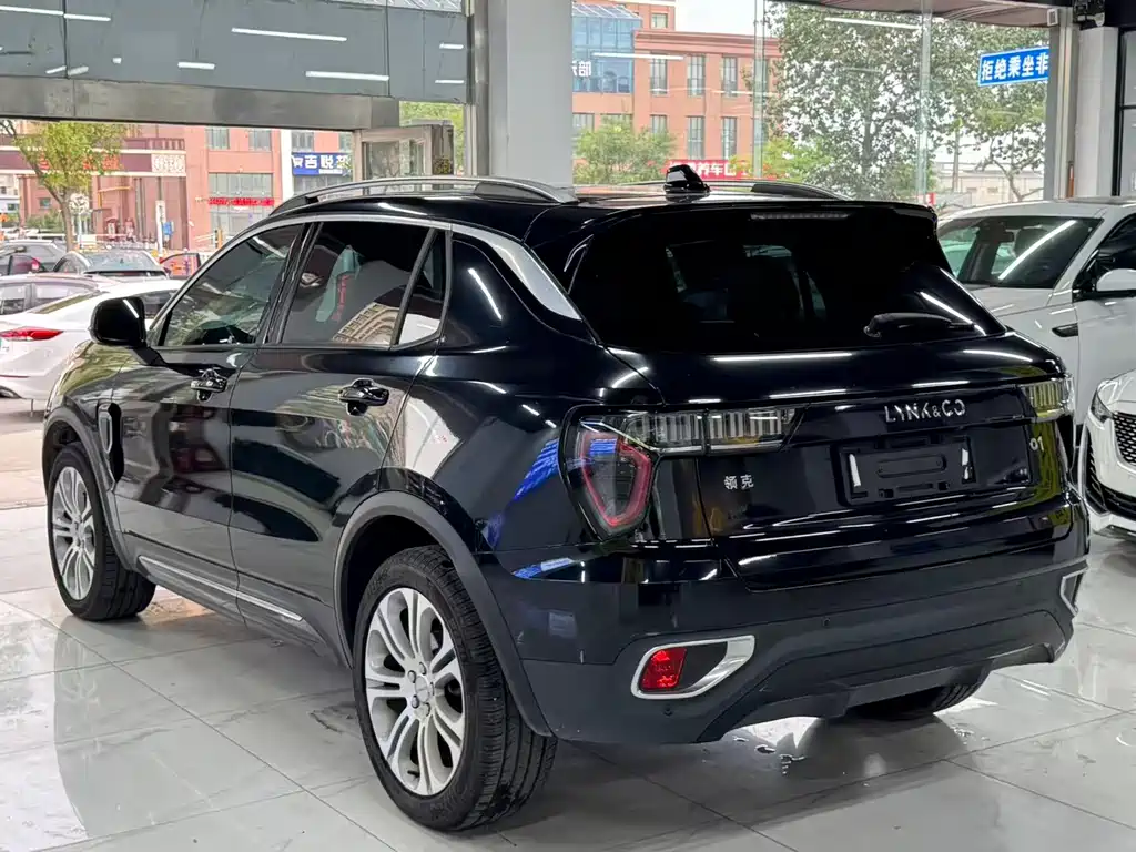 Lynk & Co 01 — миниатюра 5