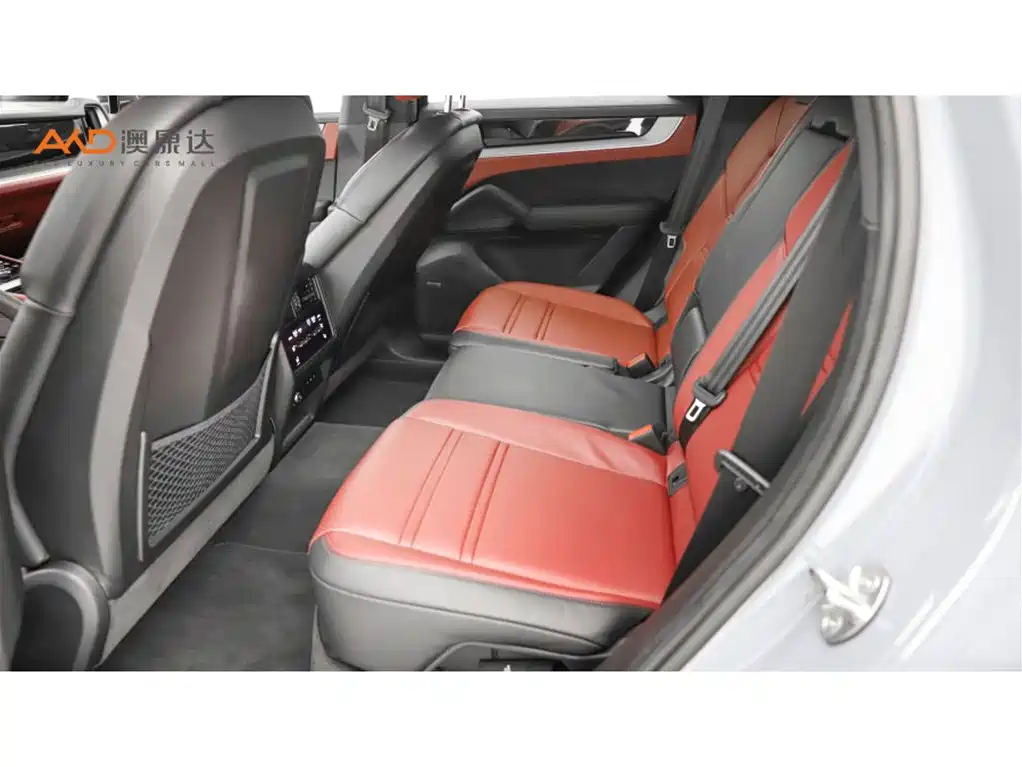 Porsche Cayenne — миниатюра 7