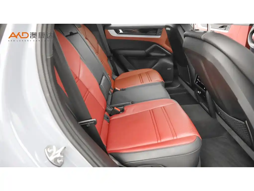 Porsche Cayenne — миниатюра 8