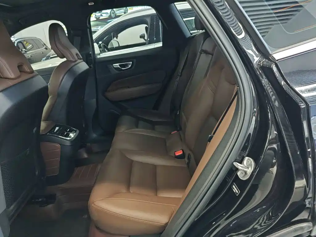 Volvo XC60 — миниатюра 17