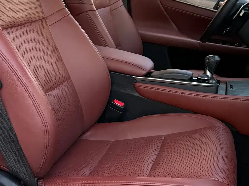 Lexus GS — миниатюра 12