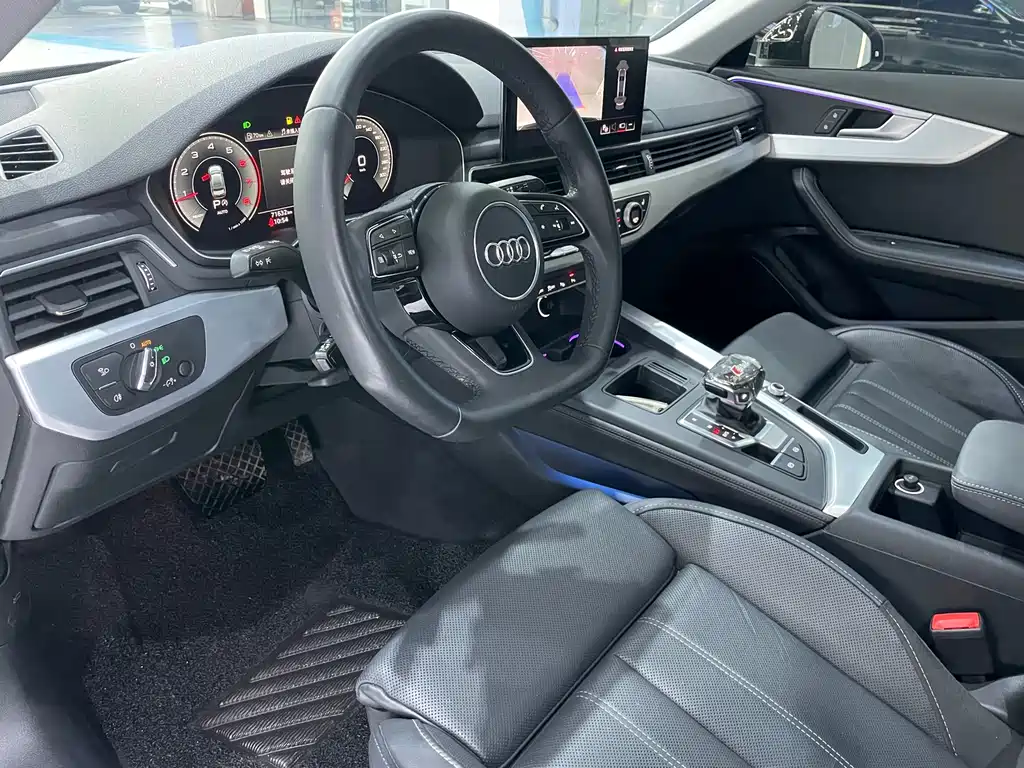 AUDI A4L