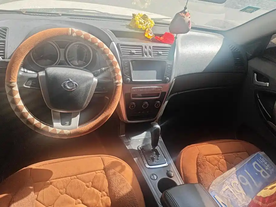 Geely GX7 — миниатюра 12