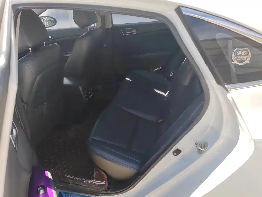 Hyundai Mistra — миниатюра 13