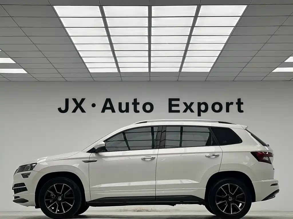 Skoda Karoq — миниатюра 7