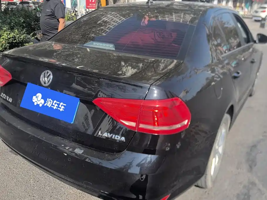 Volkswagen Lavida — миниатюра 3