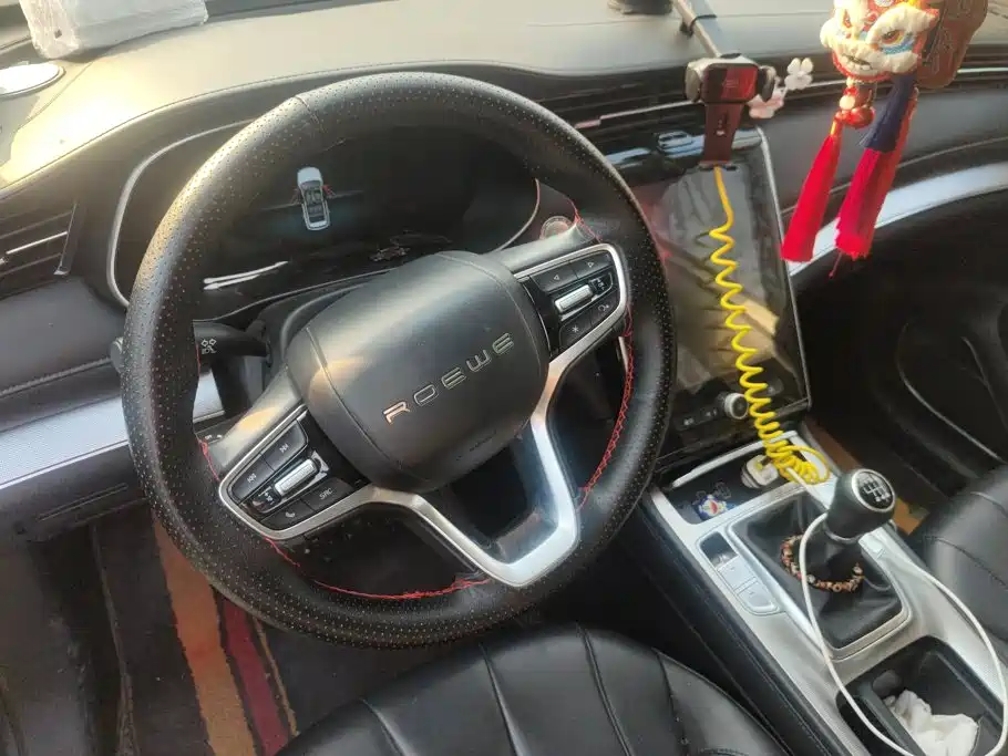 Roewe RX5 MAX — миниатюра 15