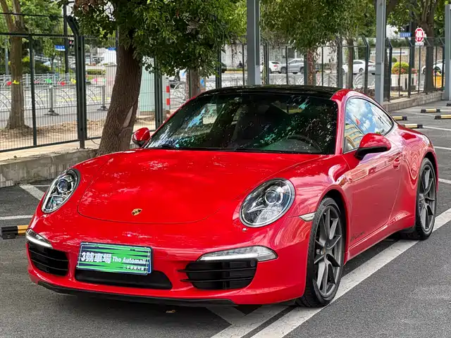Porsche 911
