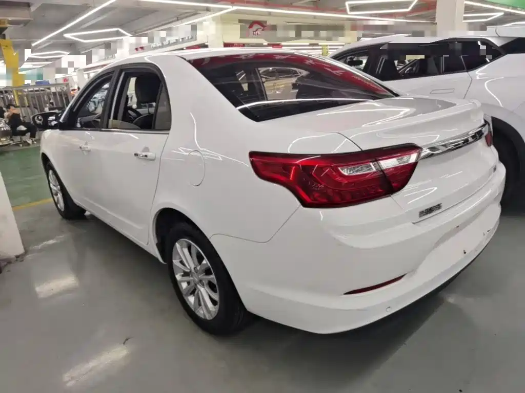 Geely Vision — миниатюра 5