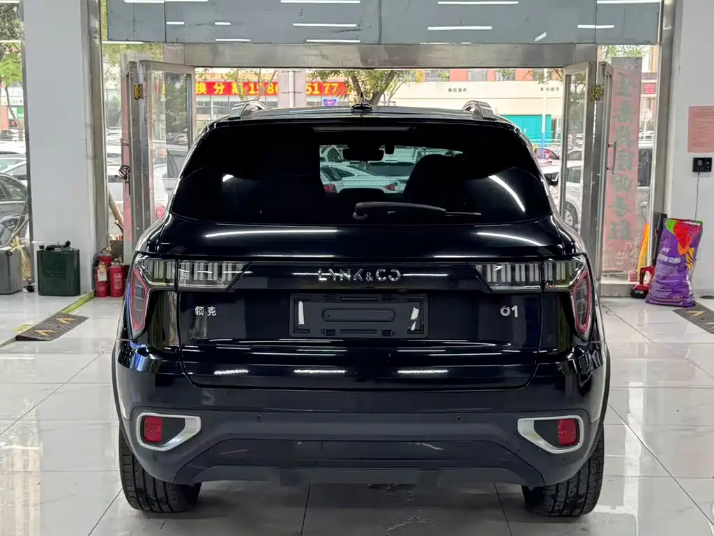 Lynk & Co 01 — миниатюра 4