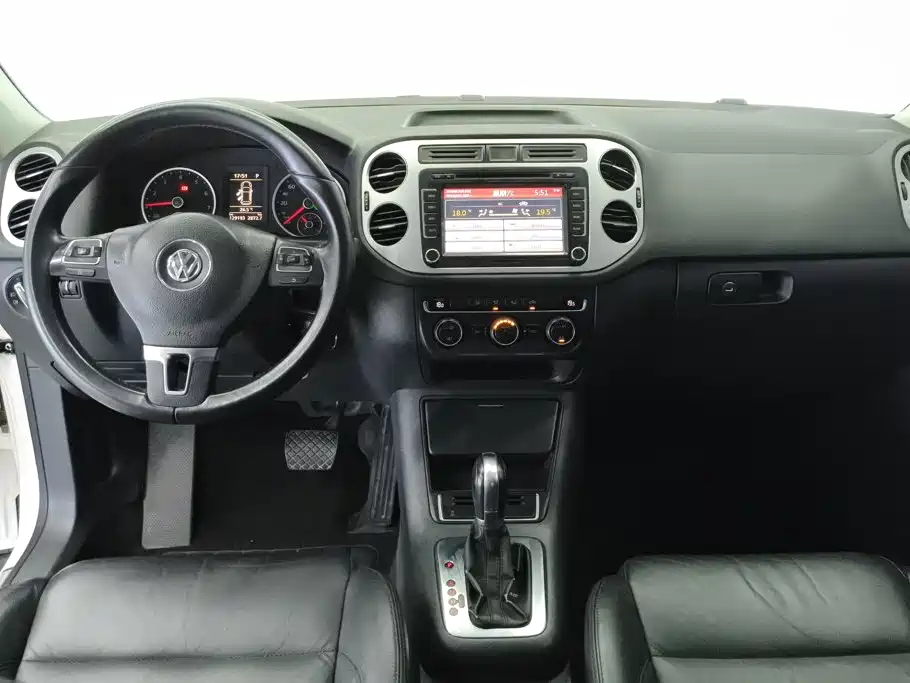 Volkswagen Tiguan — миниатюра 12