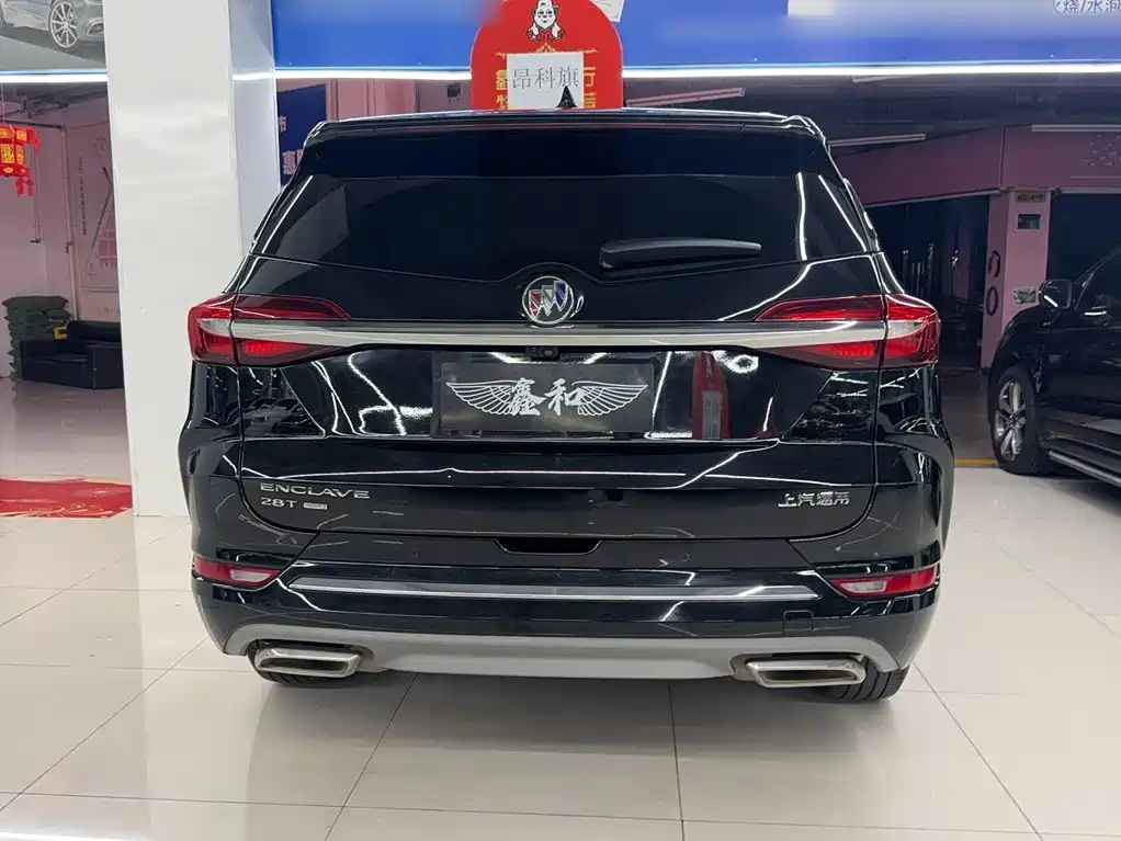 Buick Enclave — миниатюра 13